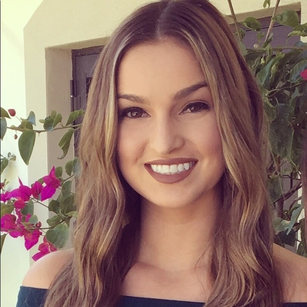 Meet your Posher, Krista